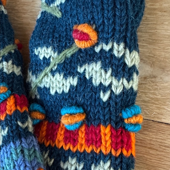 Colorful Hand Knit 100% Wool Fingerless Gloves Arm Warmers One Size - Picture 15 of 16